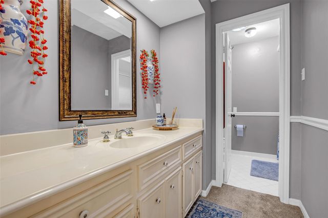 15018 Rose Cottage Drive, Houston, TX 77069