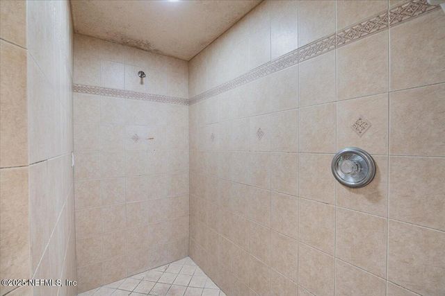 2442 EISNER Drive, Jacksonville, FL 32218