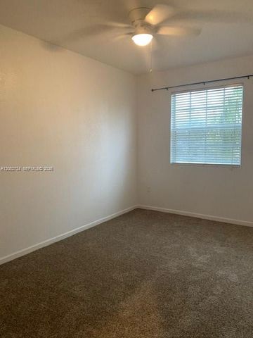 242 SW 7th Court 242, Pompano Beach, FL 33060