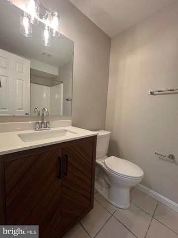 11665 FLAG ROCK DR, Remington, VA 22734