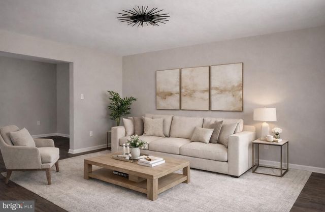 11665 FLAG ROCK DR, Remington, VA 22734