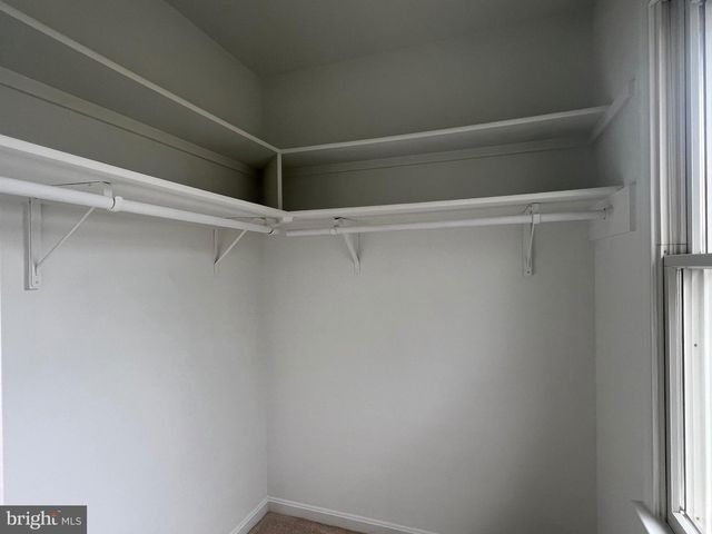 11665 FLAG ROCK DR, Remington, VA 22734