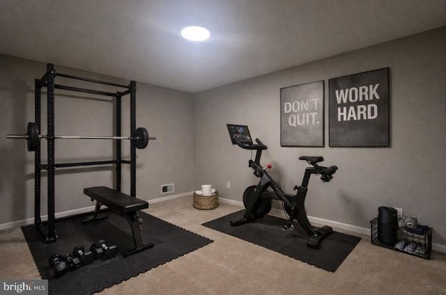 11665 FLAG ROCK DR, Remington, VA 22734