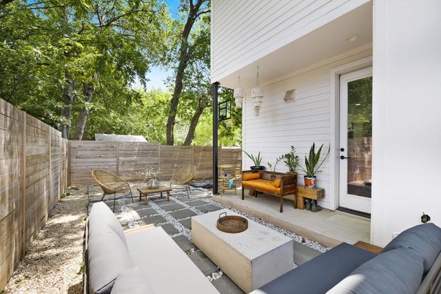 408 W Odell ST 2, Austin, TX 78752