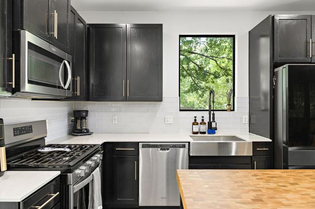 408 W Odell ST 2, Austin, TX 78752