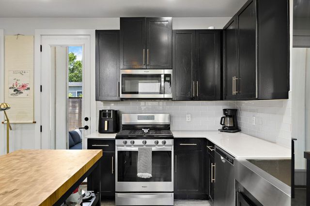 408 W Odell ST 2, Austin, TX 78752