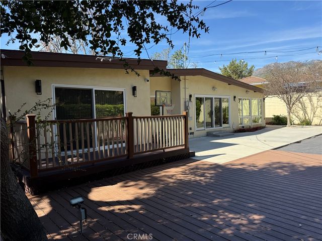 940 Crestview, Pasadena, CA 91107