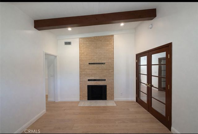 940 Crestview, Pasadena, CA 91107