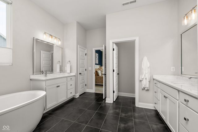 16398 Creeks Crossing Drive, Westfield, IN 46074