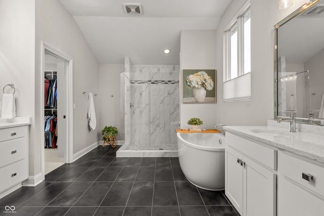 16398 Creeks Crossing Drive, Westfield, IN 46074