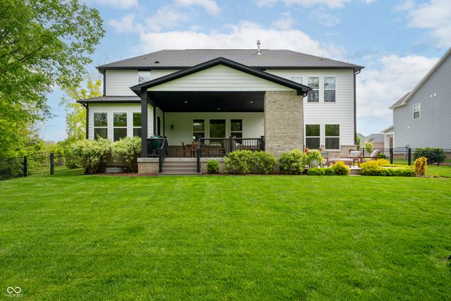 16398 Creeks Crossing Drive, Westfield, IN 46074