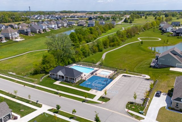 16398 Creeks Crossing Drive, Westfield, IN 46074