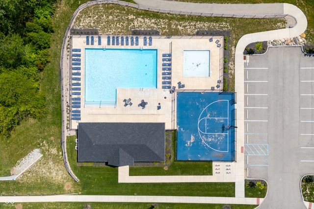 16398 Creeks Crossing Drive, Westfield, IN 46074