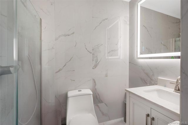 10009 Avenue L, Brooklyn, NY 11236