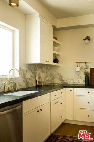 931 S Sycamore Avenue, Los Angeles, CA 90036