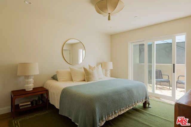 931 S Sycamore Avenue, Los Angeles, CA 90036