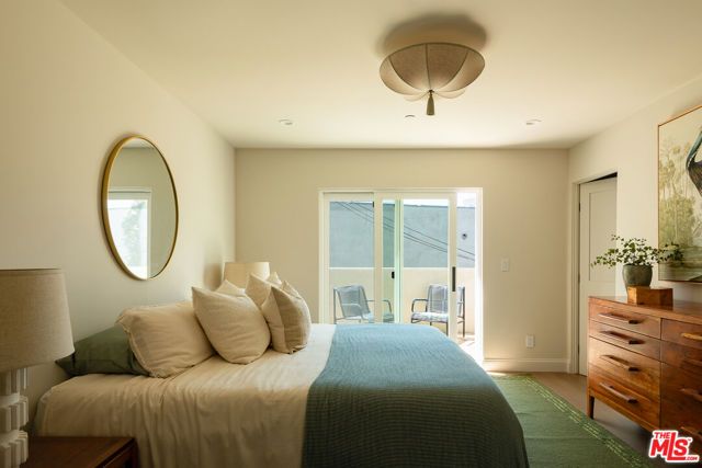 931 S Sycamore Avenue, Los Angeles, CA 90036