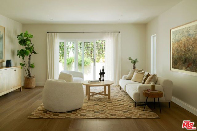 931 S Sycamore Avenue, Los Angeles, CA 90036
