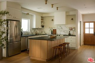 931 S Sycamore Avenue, Los Angeles, CA 90036
