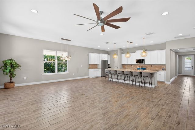 3328 Pilot CIR, Naples, FL 34120