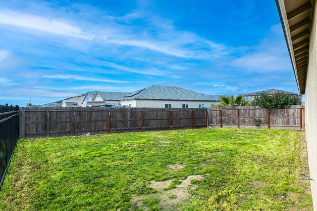 3514 Nile Street, Madera, CA 93637