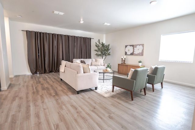 3514 Nile Street, Madera, CA 93637