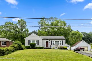 361 Winter Street Extension, North Greenbush, NY 12180