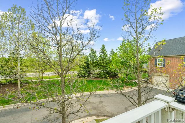 47408 Pembroke Drive, Canton, MI 48188