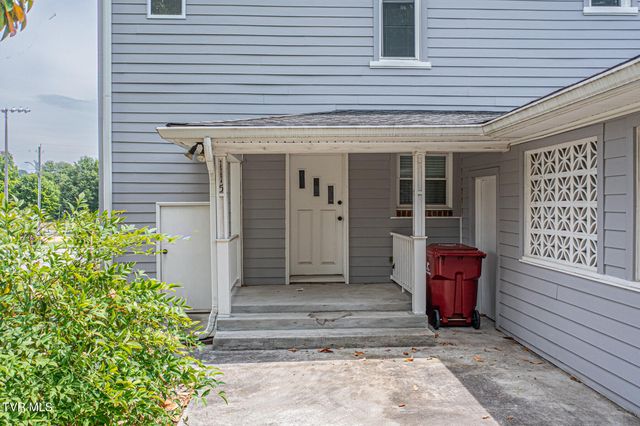 1115 East Unaka Avenue, Johnson City, TN 37601