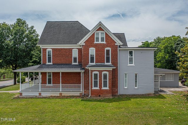 1115 East Unaka Avenue, Johnson City, TN 37601