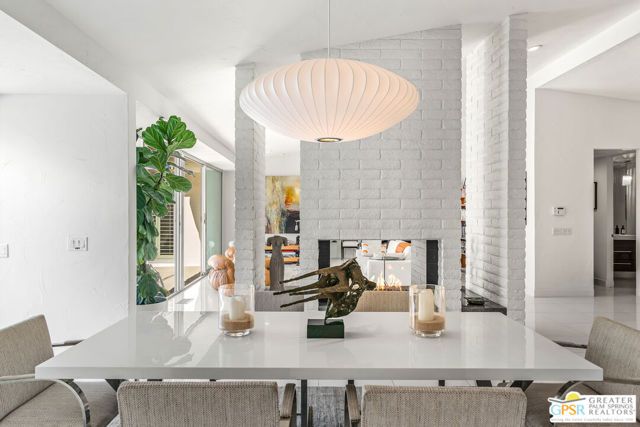 2087 S Toledo Avenue, Palm Springs, CA 92264