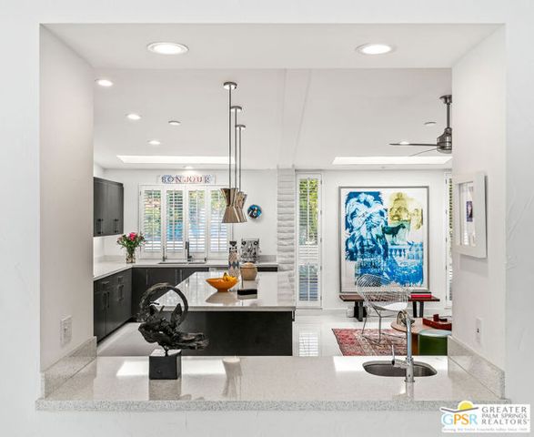 2087 S Toledo Avenue, Palm Springs, CA 92264