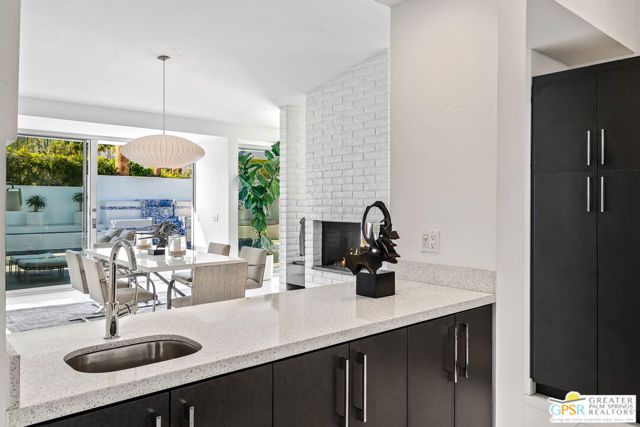 2087 S Toledo Avenue, Palm Springs, CA 92264