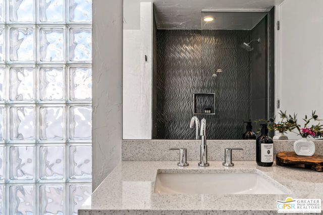 2087 S Toledo Avenue, Palm Springs, CA 92264