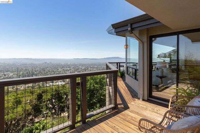 295 Gravatt Dr, Berkeley, CA 94705