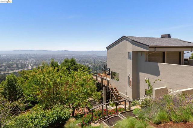 295 Gravatt Dr, Berkeley, CA 94705
