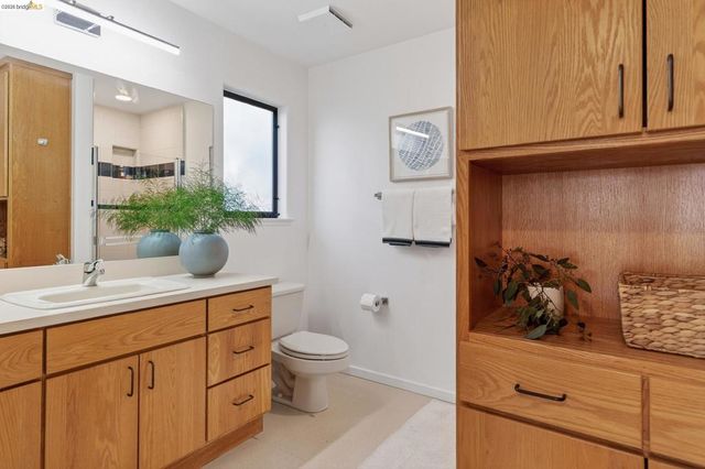 295 Gravatt Dr, Berkeley, CA 94705