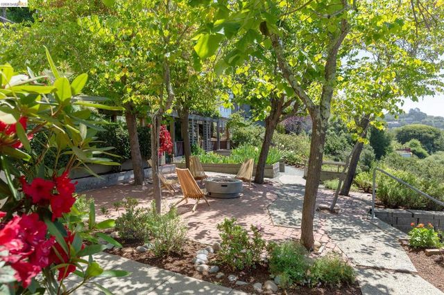 295 Gravatt Dr, Berkeley, CA 94705