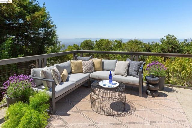 295 Gravatt Dr, Berkeley, CA 94705