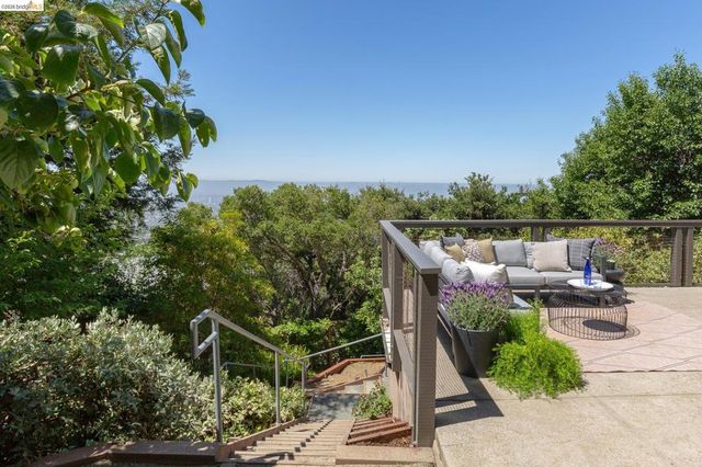 295 Gravatt Dr, Berkeley, CA 94705