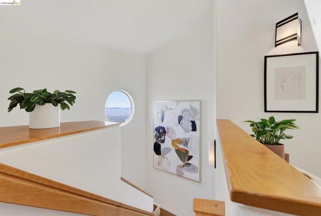 295 Gravatt Dr, Berkeley, CA 94705