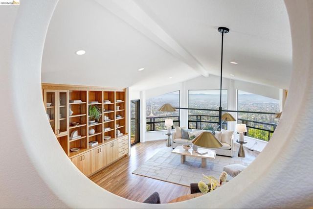 295 Gravatt Dr, Berkeley, CA 94705