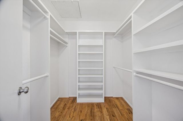 2220 Bering Drive 26, Houston, TX 77057