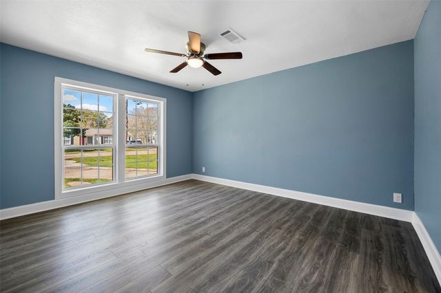 1405 Austin Street, La Marque, TX 77568