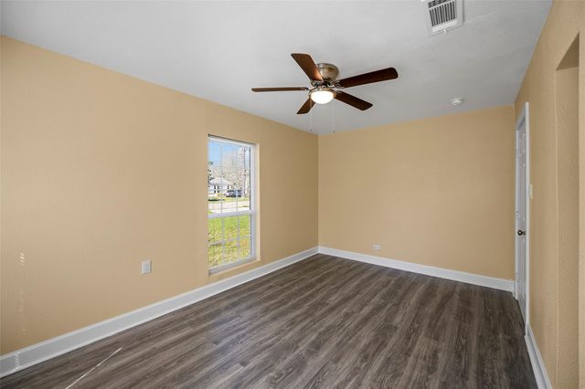 1405 Austin Street, La Marque, TX 77568