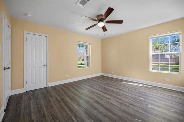 1405 Austin Street, La Marque, TX 77568