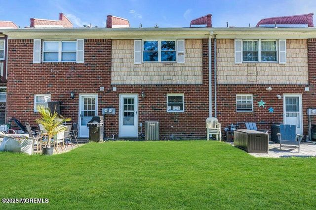 131 Briar Mills Drive, Brick, NJ 08724