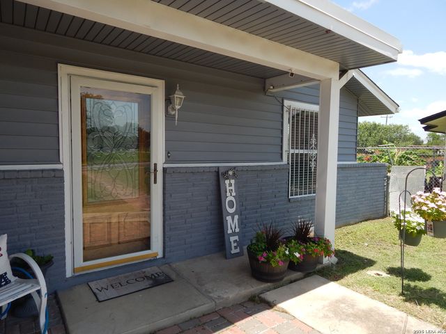 1807 ANN ARBOR DR, San Antonio, TX 78224