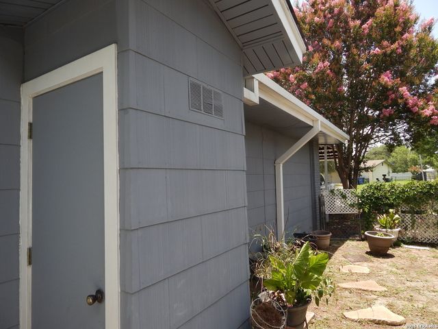 1807 ANN ARBOR DR, San Antonio, TX 78224