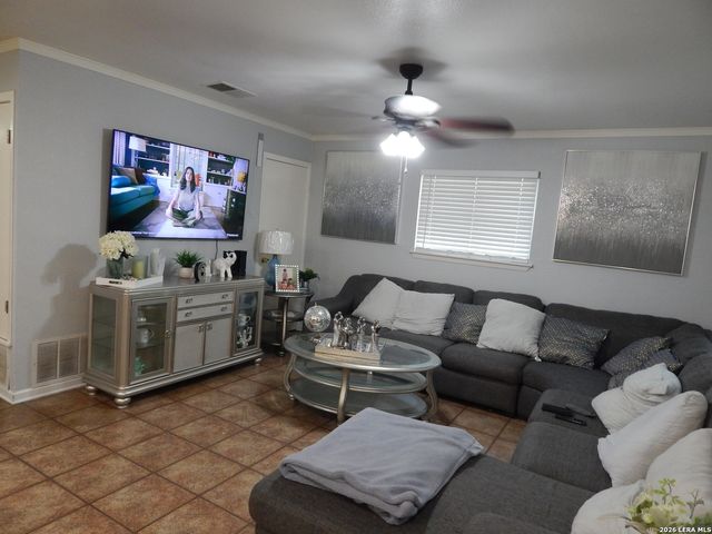 1807 ANN ARBOR DR, San Antonio, TX 78224